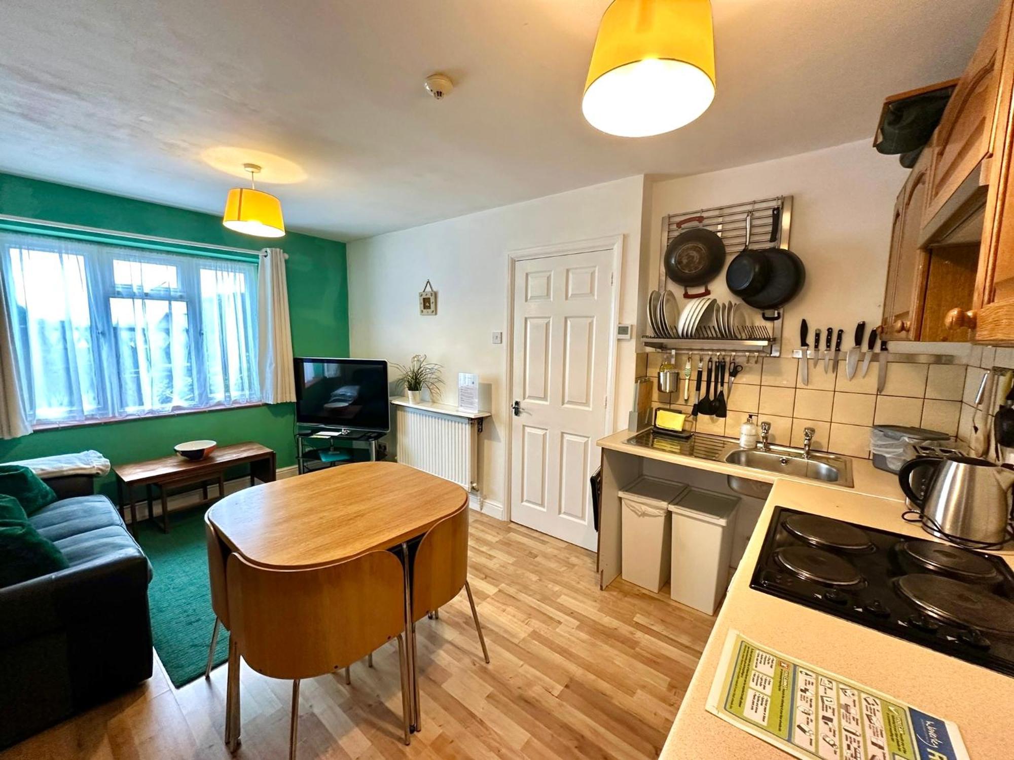 Ferienwohnung Pound Corner Godalming Exterior foto